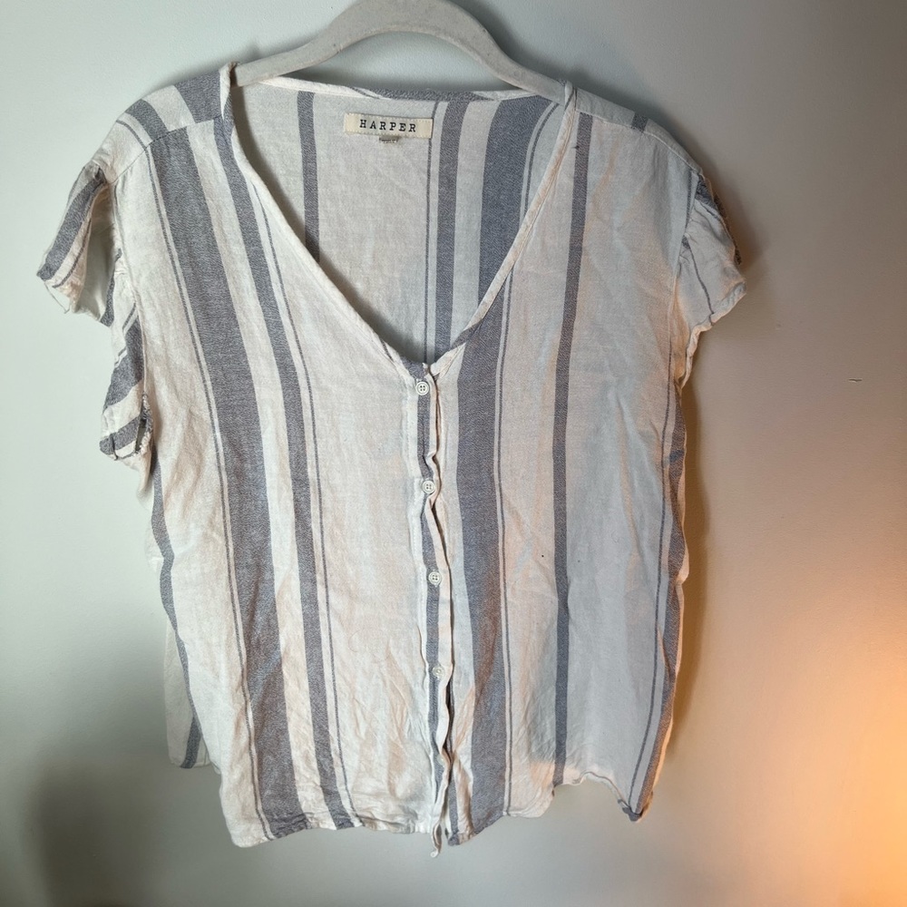 Blue and white Nordstrom short sleeve top